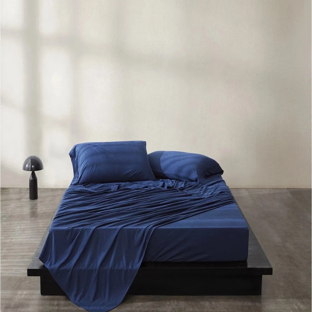 Calvin Klein Modern Cotton Modal Harrison Flat Sheet - KING - Navy